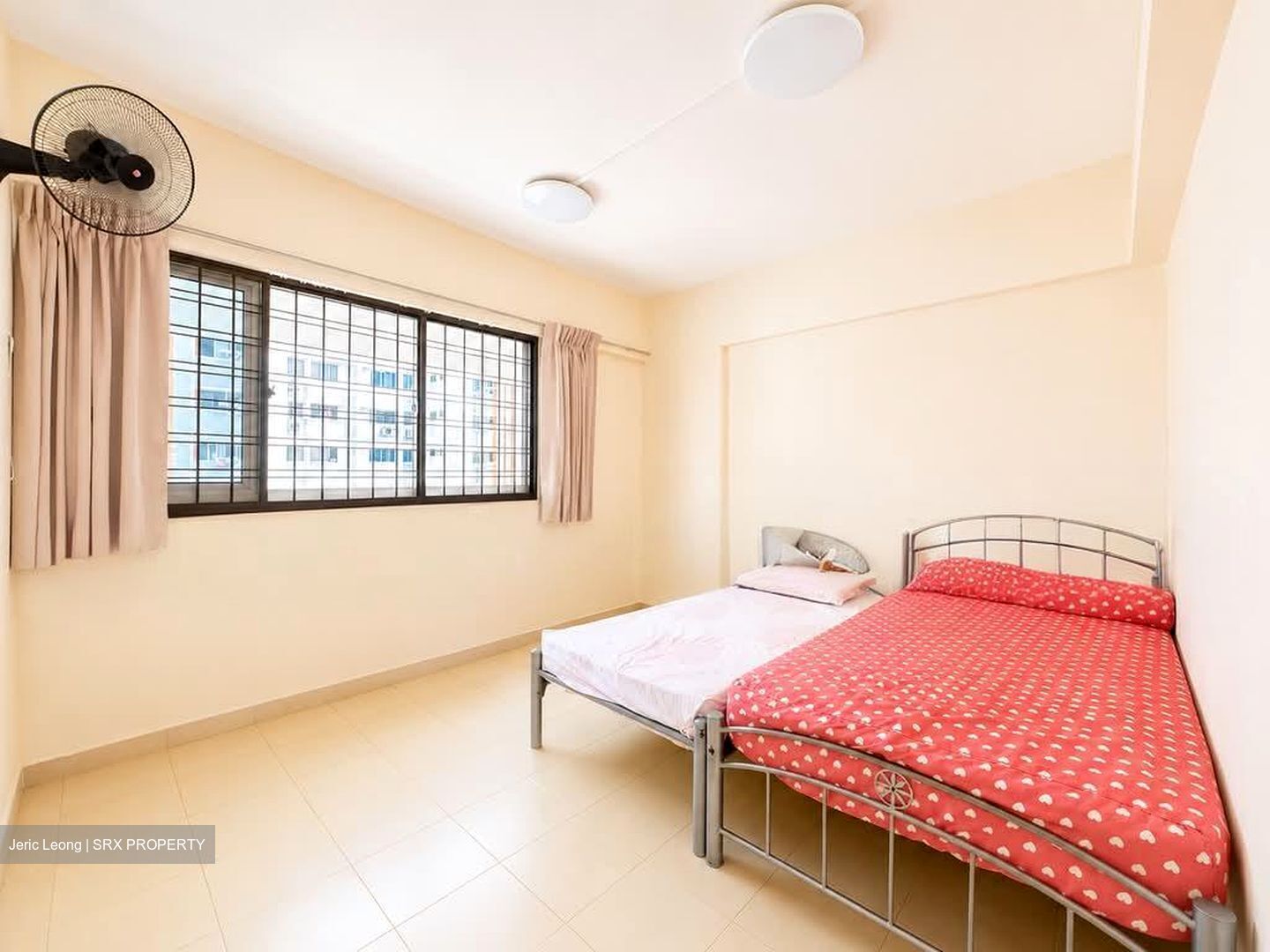 Blk 230 Hougang Avenue 1 (Hougang), HDB Executive #570584261